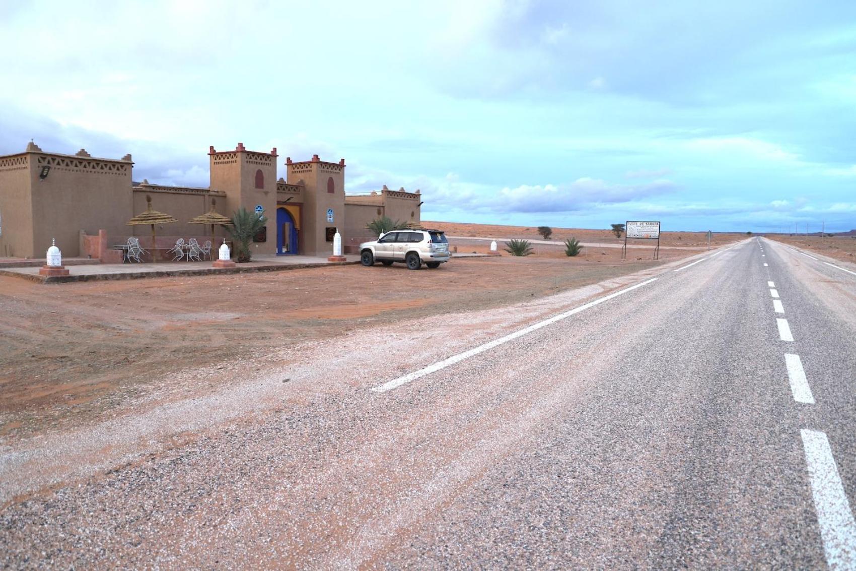 Porte De Sahara Ouzina Exteriér fotografie